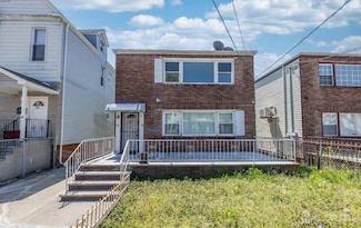 13 Boyd Ave, Jersey City, NJ 07304