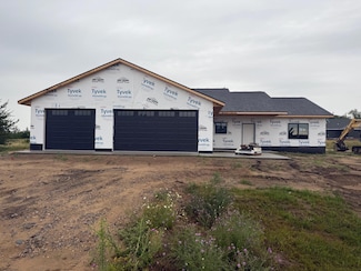 1320 Whiting Rd NW Unit 63, Bemidji, MN 56601