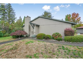 2947 NE 13th St Unit 24, Gresham, OR 97030