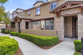 28645 N Pietro Dr, Santa Clarita, CA 91354
