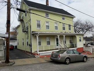 8 James St, Pawtucket, RI 02860
