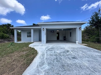 128 Blue Rd, Rotonda West, FL 33947