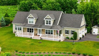 191 Royal View Dr, Conway, NH 03818