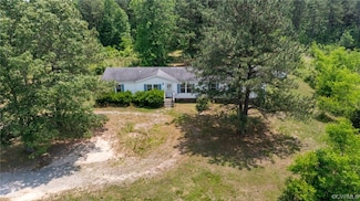 1270 Stones Rd, Walkerton, VA 23177