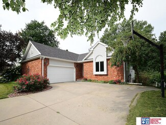 6911 Crooked Creek Ct, Lincoln, NE 68516
