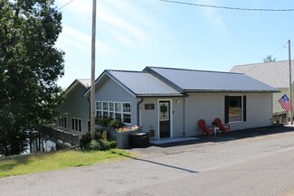 10 Lake Shore Dr, New Concord, KY 42076