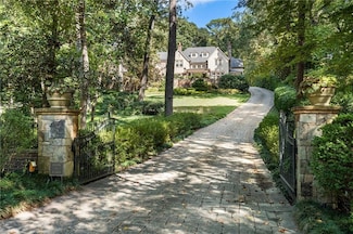 4375 Mount Paran Pkwy NW, Atlanta, GA 30327