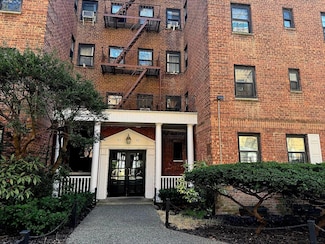 83-83 118th St Unit 6L, Kew Gardens, NY 11415