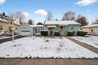 250 Ferndale Dr Unit 52, Syracuse, NY 13205