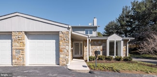 22 Stone Manor Ct, Towson, MD 21204