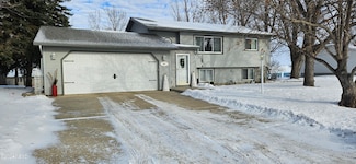 301 E 13th Ave, Webster, SD 57274