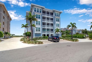 376 Aruba Cir Unit 301, Bradenton, FL 34209