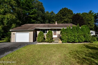 32 Meditation Way, Saratoga Springs, NY 12866
