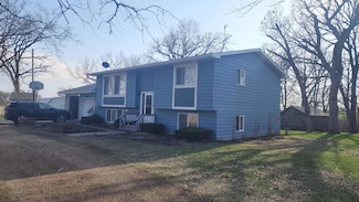 79317 113th St, Glenville, MN 56036