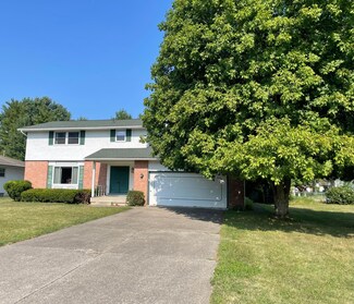 423 Heatherhill Rd, Columbus, OH 43213