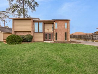 706 S Diamondhead Blvd, Crosby, TX 77532