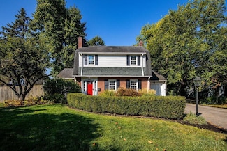 5039 W Eastwood Cir, Cincinnati, OH 45227