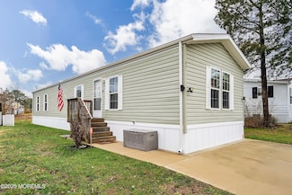 45 Beaver Ave, Whiting, NJ 08759