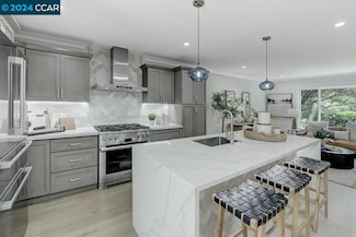 2316 Pine Knoll Dr Unit 4, Walnut Creek, CA 94595