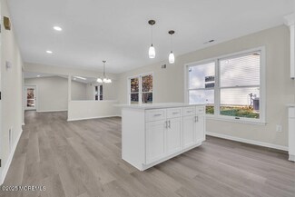 1396 Gleniffer Hill Rd, Toms River, NJ 08755