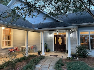 634 Apache Dr, Camden, AL 36726