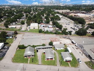 1308 Hughes St, Houston, TX 77023