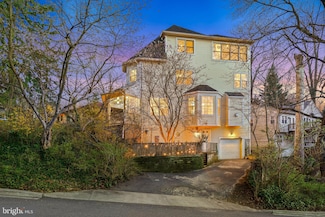 903 Heather Ave, Takoma Park, MD 20912
