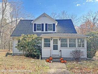 376 Band Camp Rd, Saugerties, NY 12477