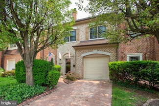 6267 Masefield Ct, Alexandria, VA 22304