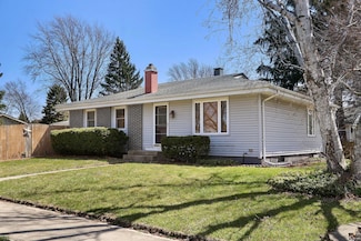 5433 68th St, Kenosha, WI 53142