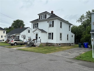 2725 Caledonia St, Newfane, NY 14108