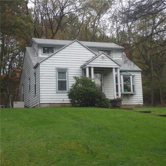 118 Short St, Trafford, PA 15085