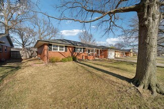 1918 N Charlotte St, Wichita, KS 67208