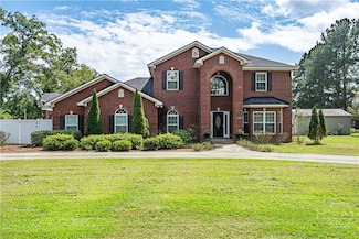 1003 E Hencart Rd, Glennville, GA 30427