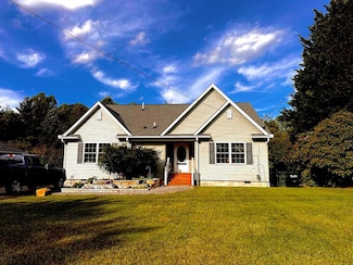 7618 Gatewood Rd, Fayetteville, WV 25840