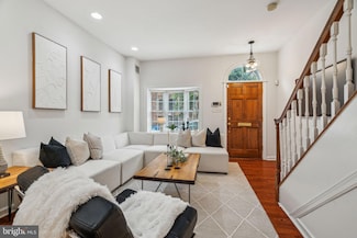 314 Monroe St, Philadelphia, PA 19147