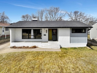 1514 W 2nd St, Mc Cook, NE 69001