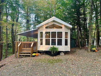 5124 Pleasant Valley Rd Unit 129, Bliss, NY 14024