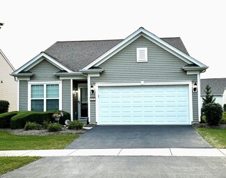 3352 Epstein Cir, Mundelein, IL 60060
