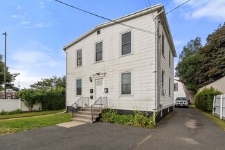8 Cherry St, Westfield, MA 01085
