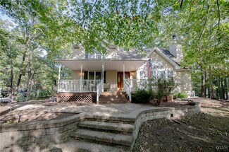 3106 Winsford Way, Lehman Township, PA 18324