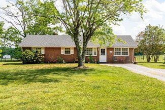 4100 Roark Mill Rd, Hurt, VA 24563