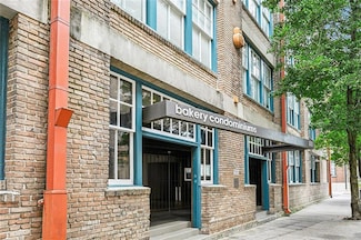 1111 S Peters St Unit 210, New Orleans, LA 70130