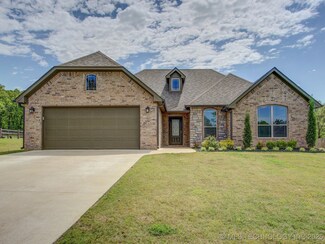 2392 N Oklahoma Ave, Tahlequah, OK 74464