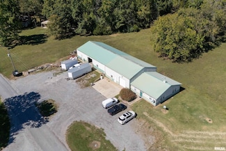 8130 Southfork Rd, Marion, IL 62959