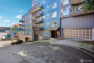 1425 Dexter Ave N Unit 611, Seattle, WA 98109