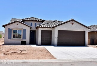 1410 E Claystone Dr, Green Valley, AZ 85614