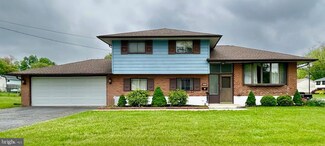 1000 Coronet Ln, Somerdale, NJ 08083