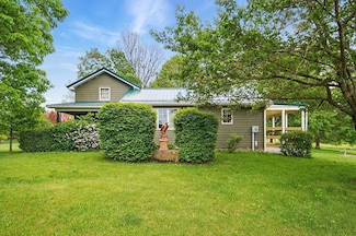 5870 Brook Rd NW, Baltimore, OH 43105