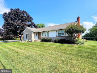 701 Park Ave, Mount Airy, MD 21771